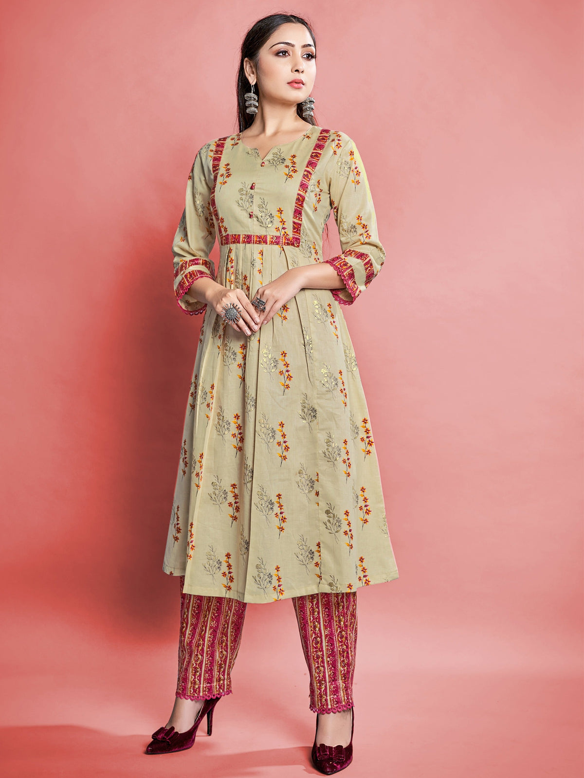 Red Color Printed Cotton Kurti With Pant For Women