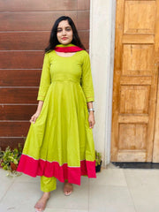 Green Color Lace Work Rayon Kurti With Pant And Dupatta For Festival