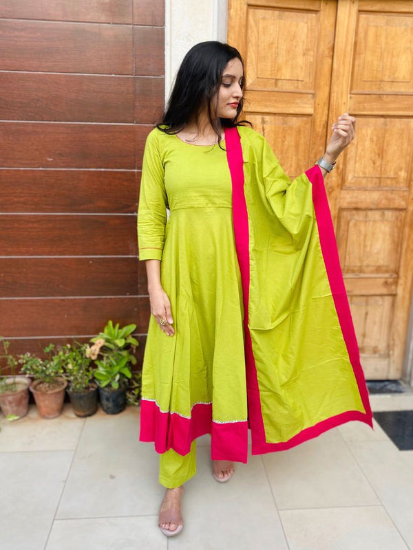 Green Color Lace Work Rayon Kurti With Pant And Dupatta For Festival