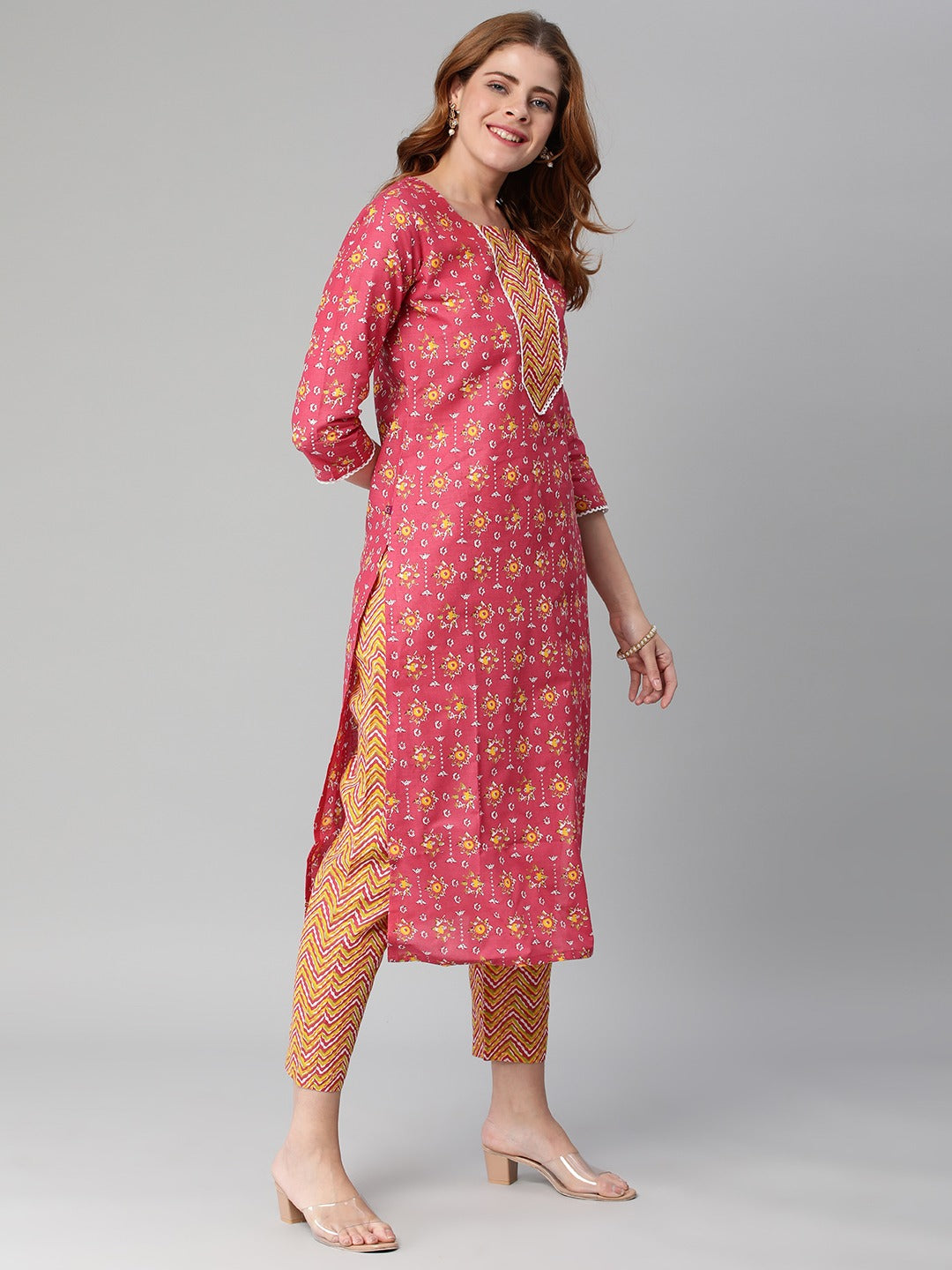 Pink Color Printed Rayon Kurti With Pant For Women