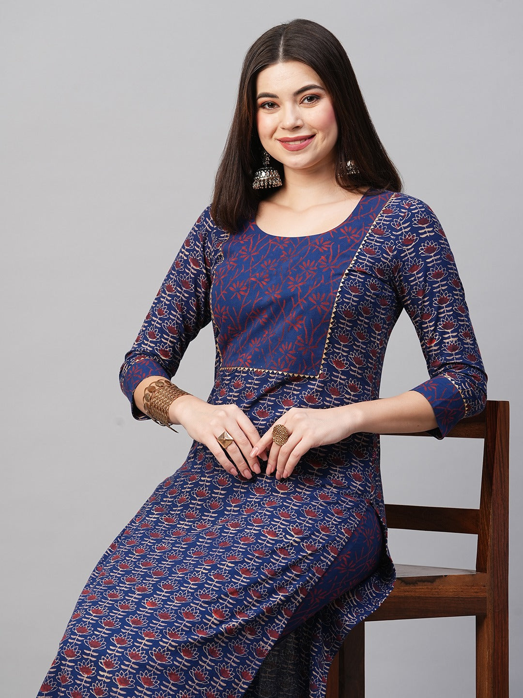 Navy Blue Color Printed Rayon Kurti With Pant For Women