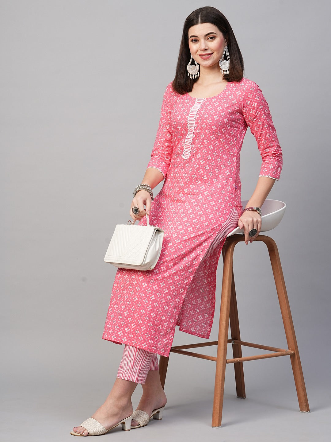 Pink Color Printed Rayon Kurti With Pant For Women