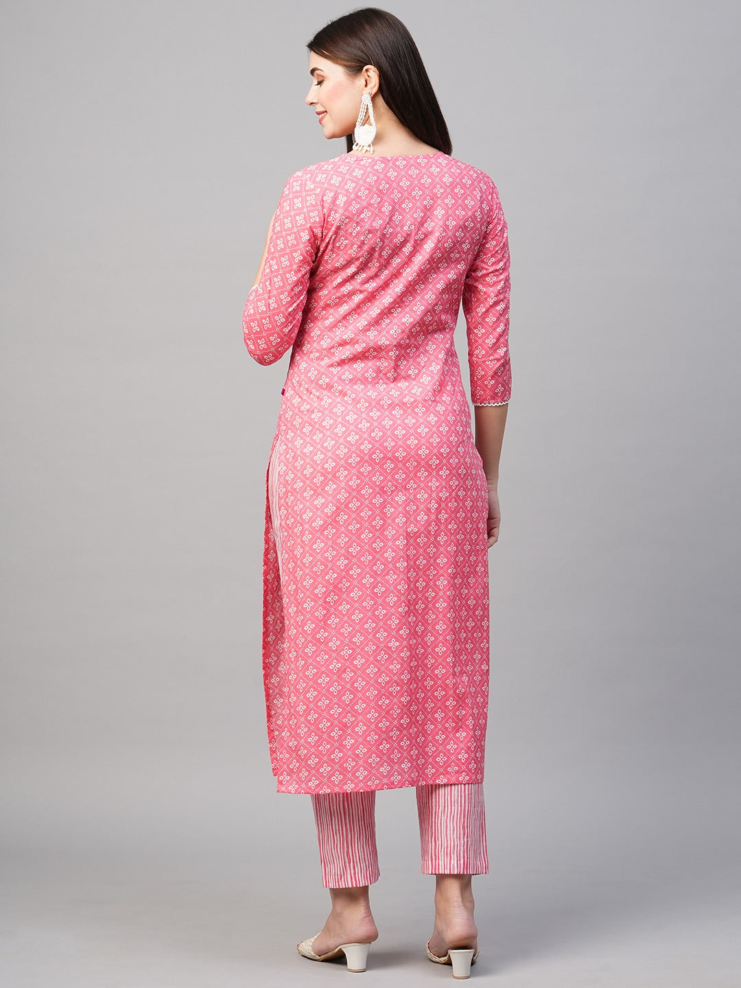 Pink Color Printed Rayon Kurti With Pant For Women