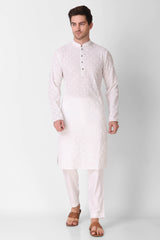 Ensemble pyjama Kurta brodé en soie blanche pour homme