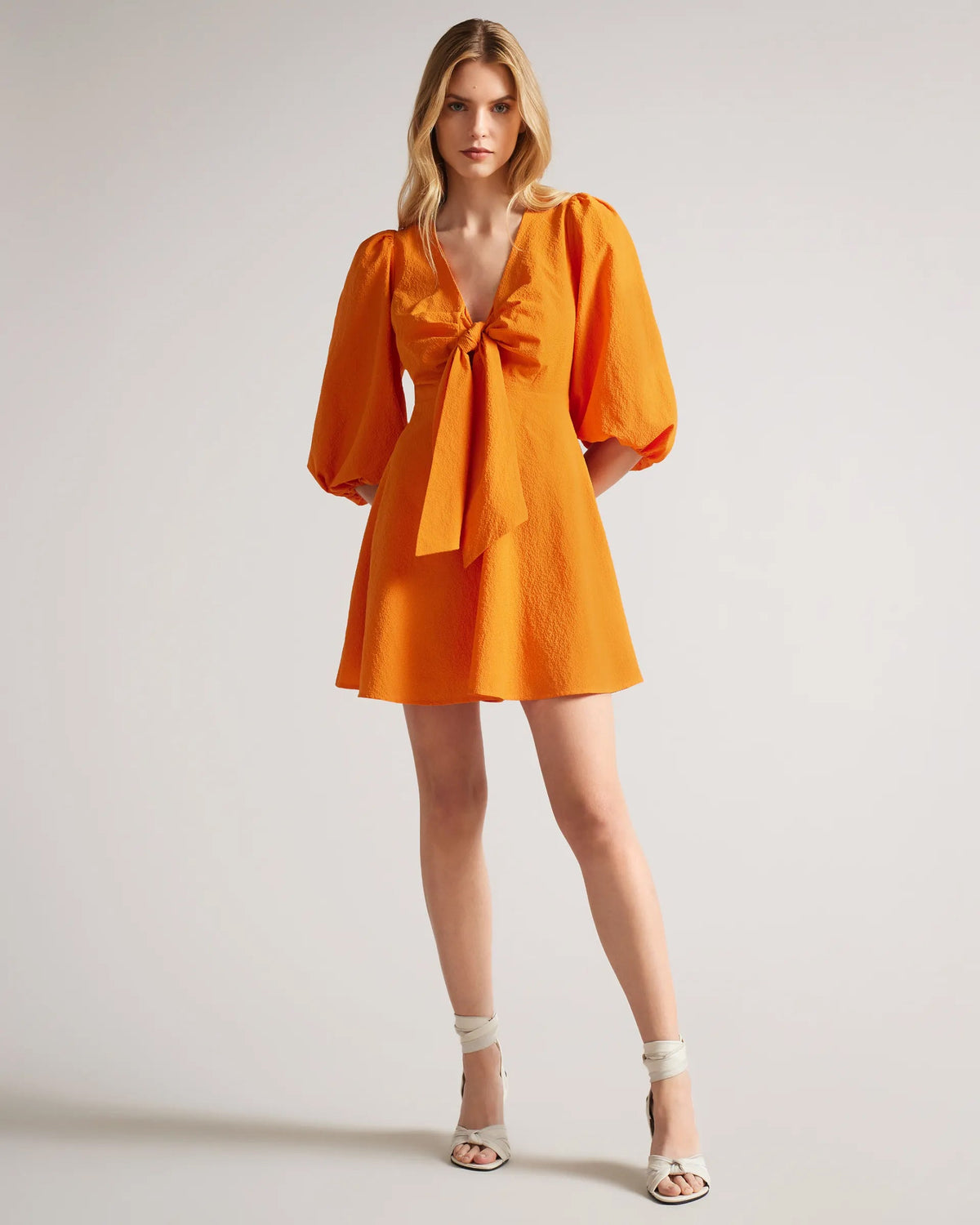 Polyester 3/4 Sleeve Puff V-Neck Plain Short Casual Dress